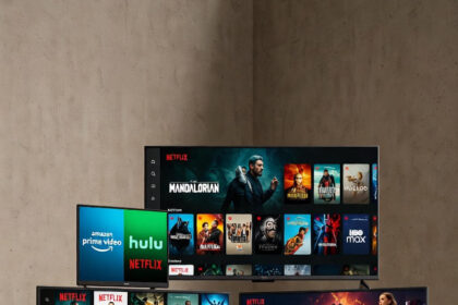 Comparison chart of Hurawatch alternatives; User streaming on a legal alternative site